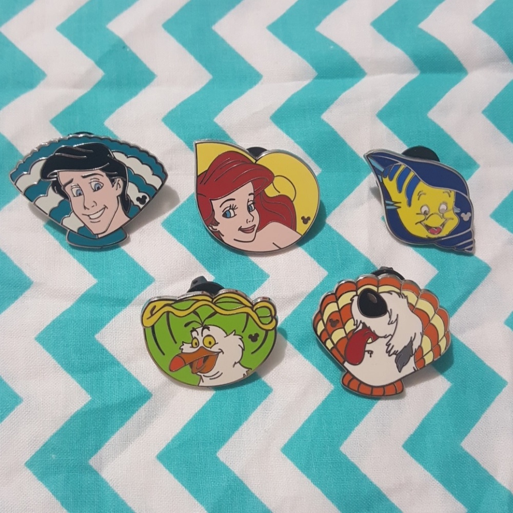 Disney Little Mermaid Seashell Hidden Mickey Pins